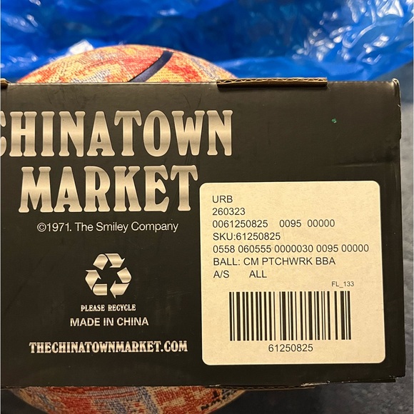 NIB Licensed Chinatown Market and Smiley Brand Collab Basketball - Picture 4 of 5